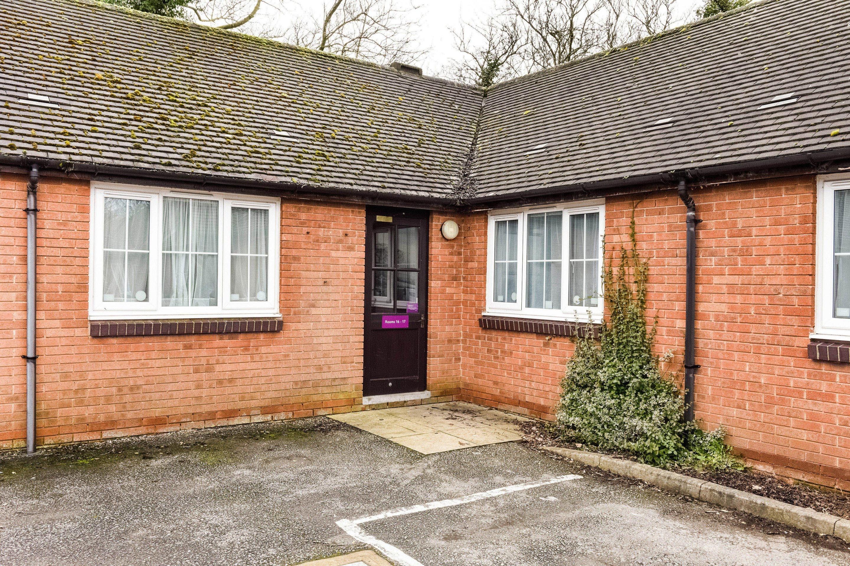 Tyger Inn Derby Bagian luar foto
