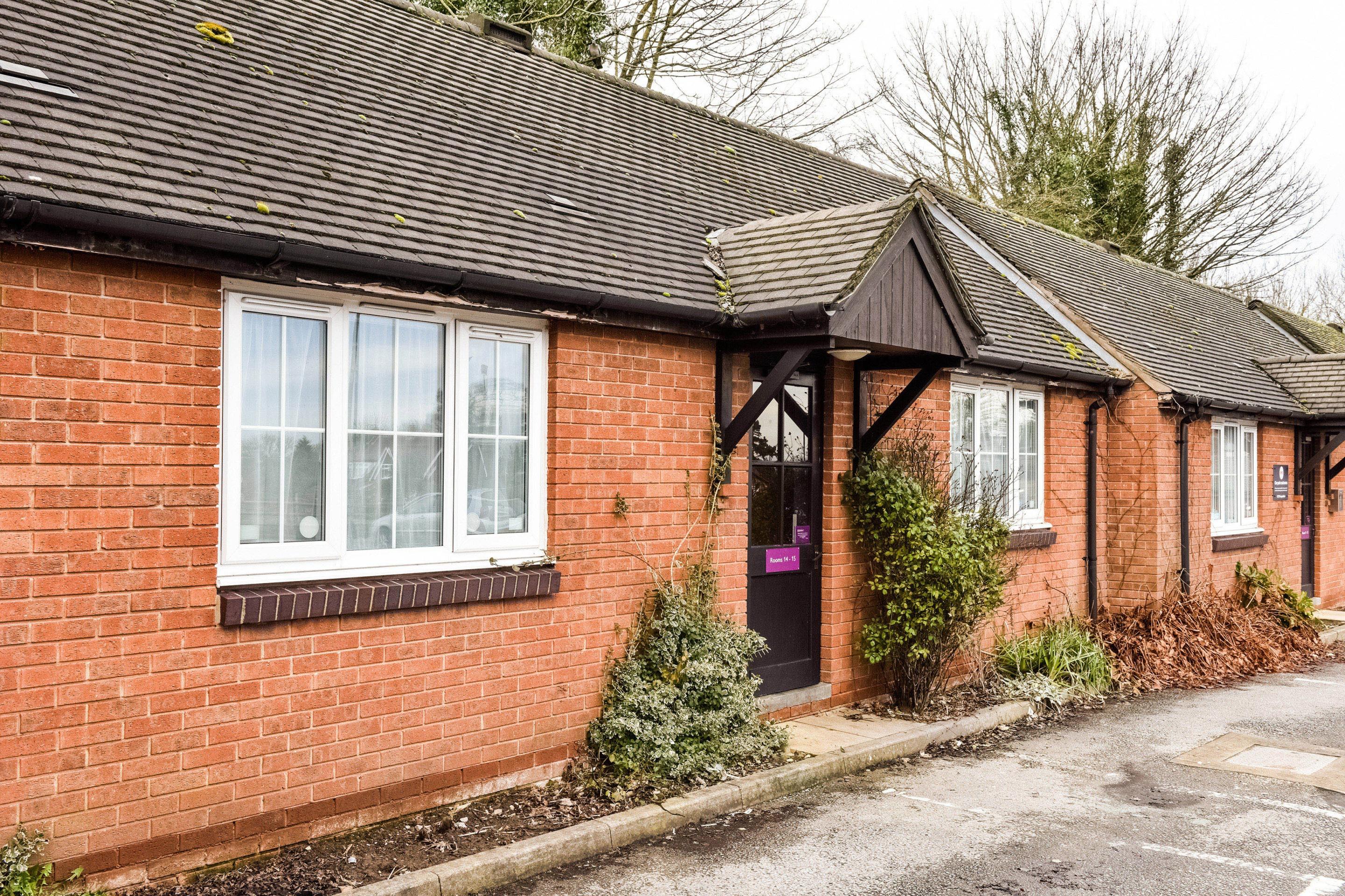Tyger Inn Derby Bagian luar foto