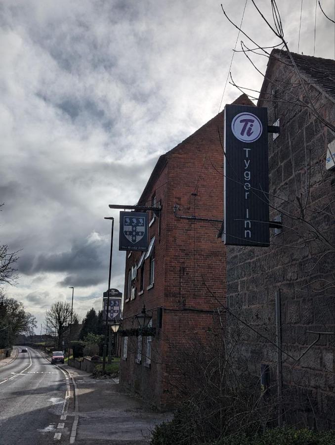 Tyger Inn Derby Bagian luar foto