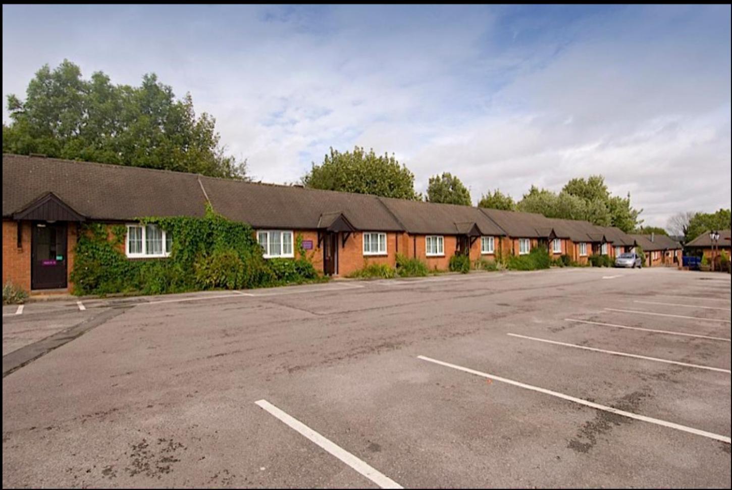 Tyger Inn Derby Bagian luar foto